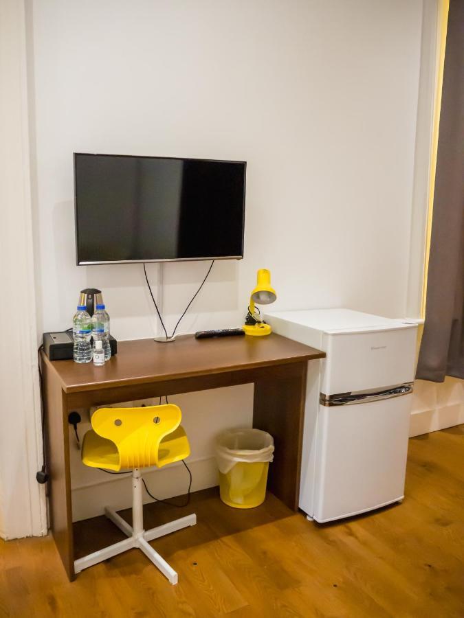 Titiwangsa One Accomodation At Paddington ลอนดอน ภายนอก รูปภาพ