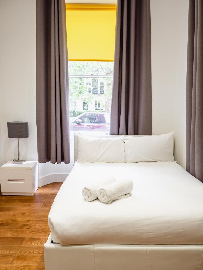 Titiwangsa One Accomodation At Paddington ลอนดอน ภายนอก รูปภาพ