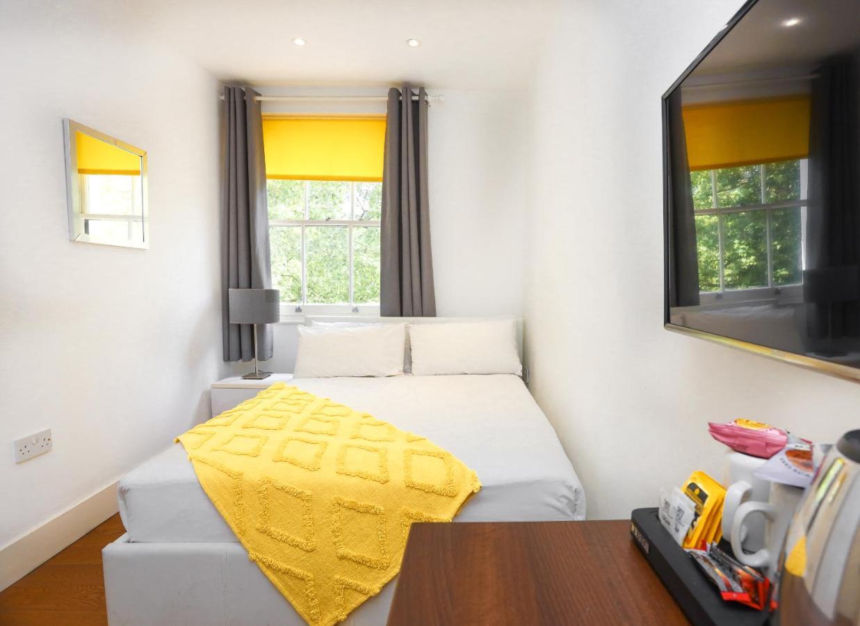 Titiwangsa One Accomodation At Paddington ลอนดอน ภายนอก รูปภาพ