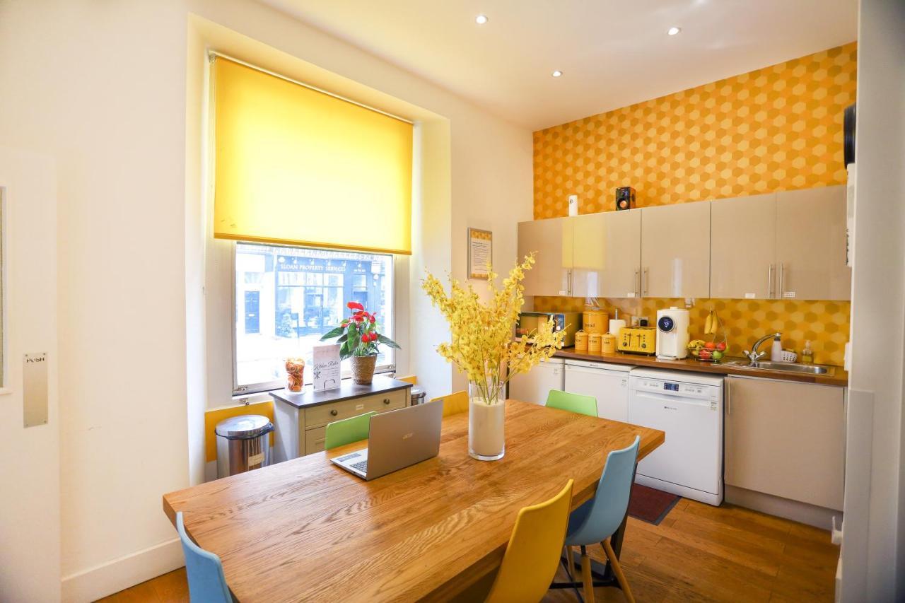 Titiwangsa One Accomodation At Paddington ลอนดอน ภายนอก รูปภาพ